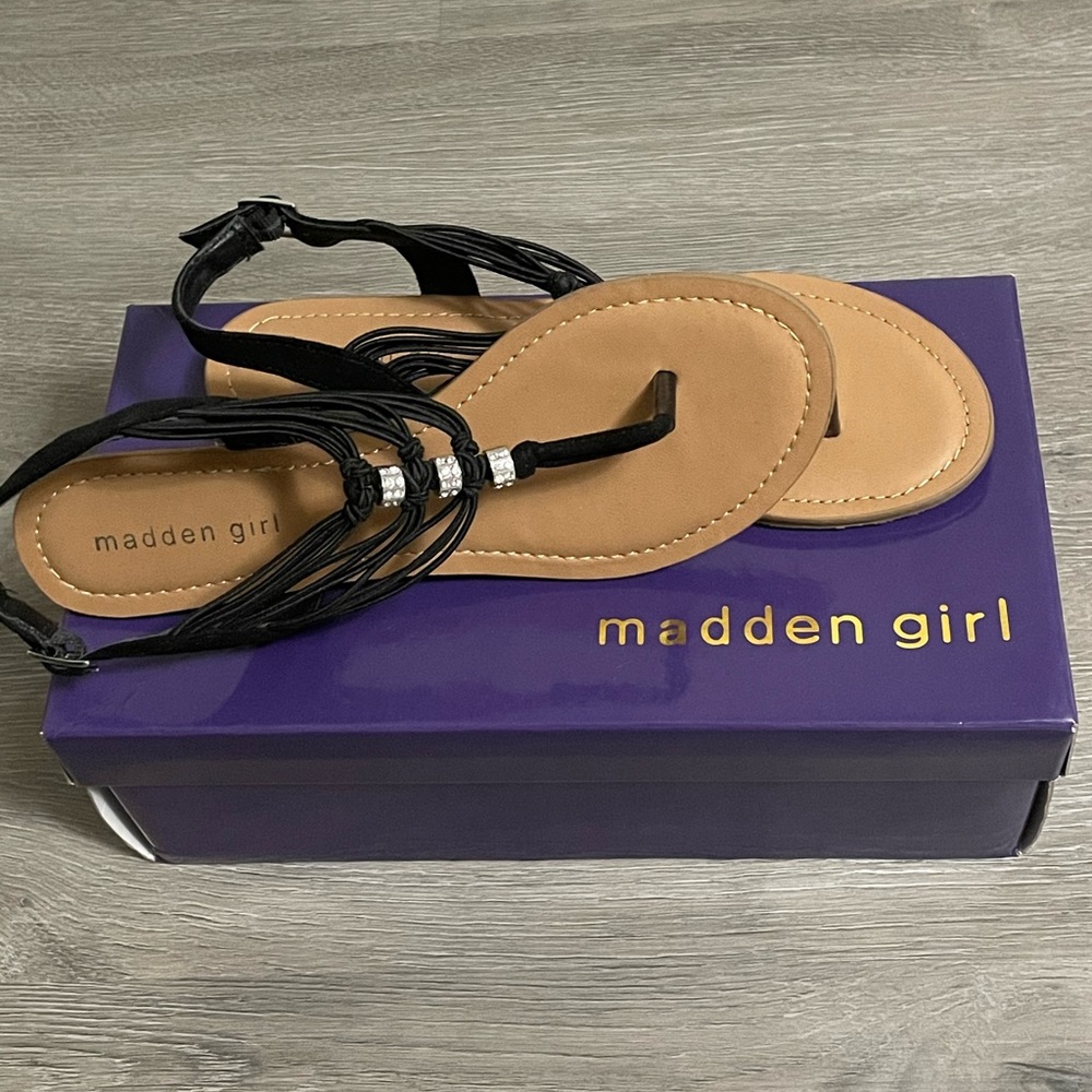 NWT Madden Girl strappy black sandal